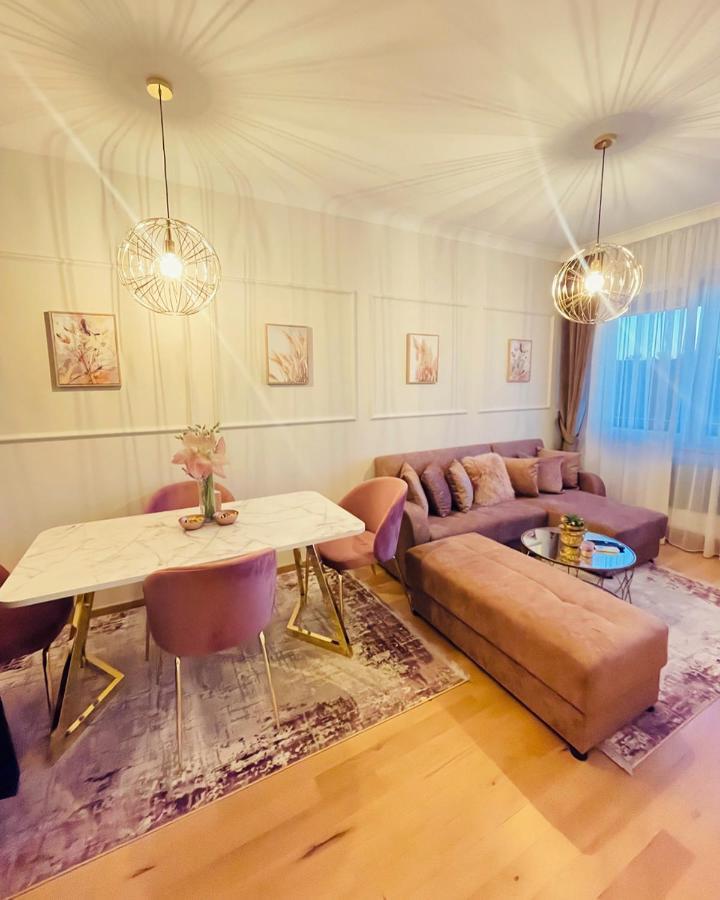 Stan Na Dan "Apartman Purple" Apartment Banja Luka Exterior foto