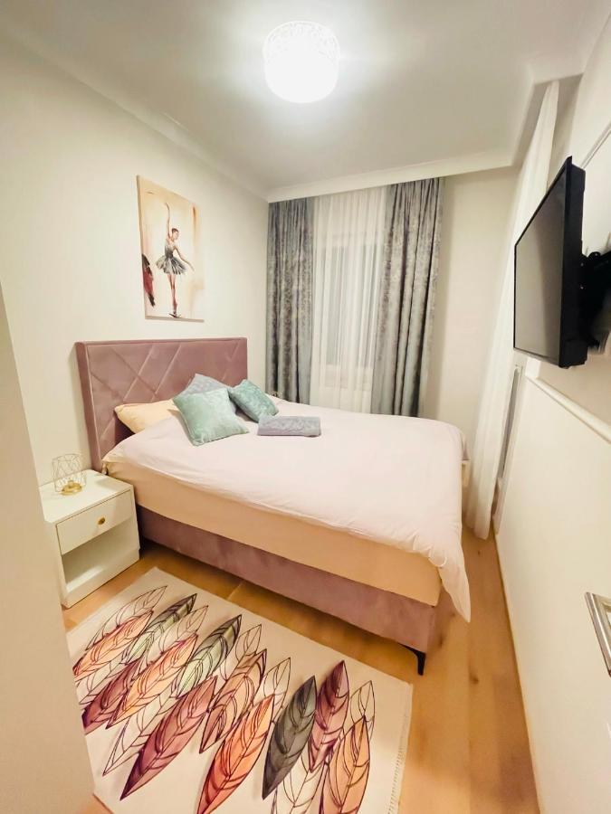 Stan Na Dan "Apartman Purple" Apartment Banja Luka Exterior foto
